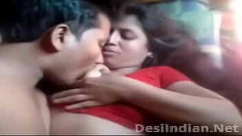 Desi Aunty Boobs Pressed Nipple Sucked video