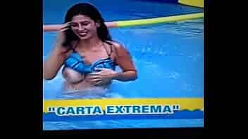 Claudia Ramirez muestra las Tetas en Programa VEX video