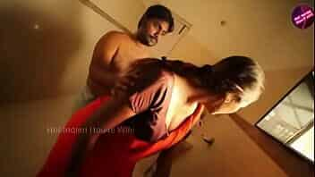 Hot Mallu Servant Romance With Owner in telugu video